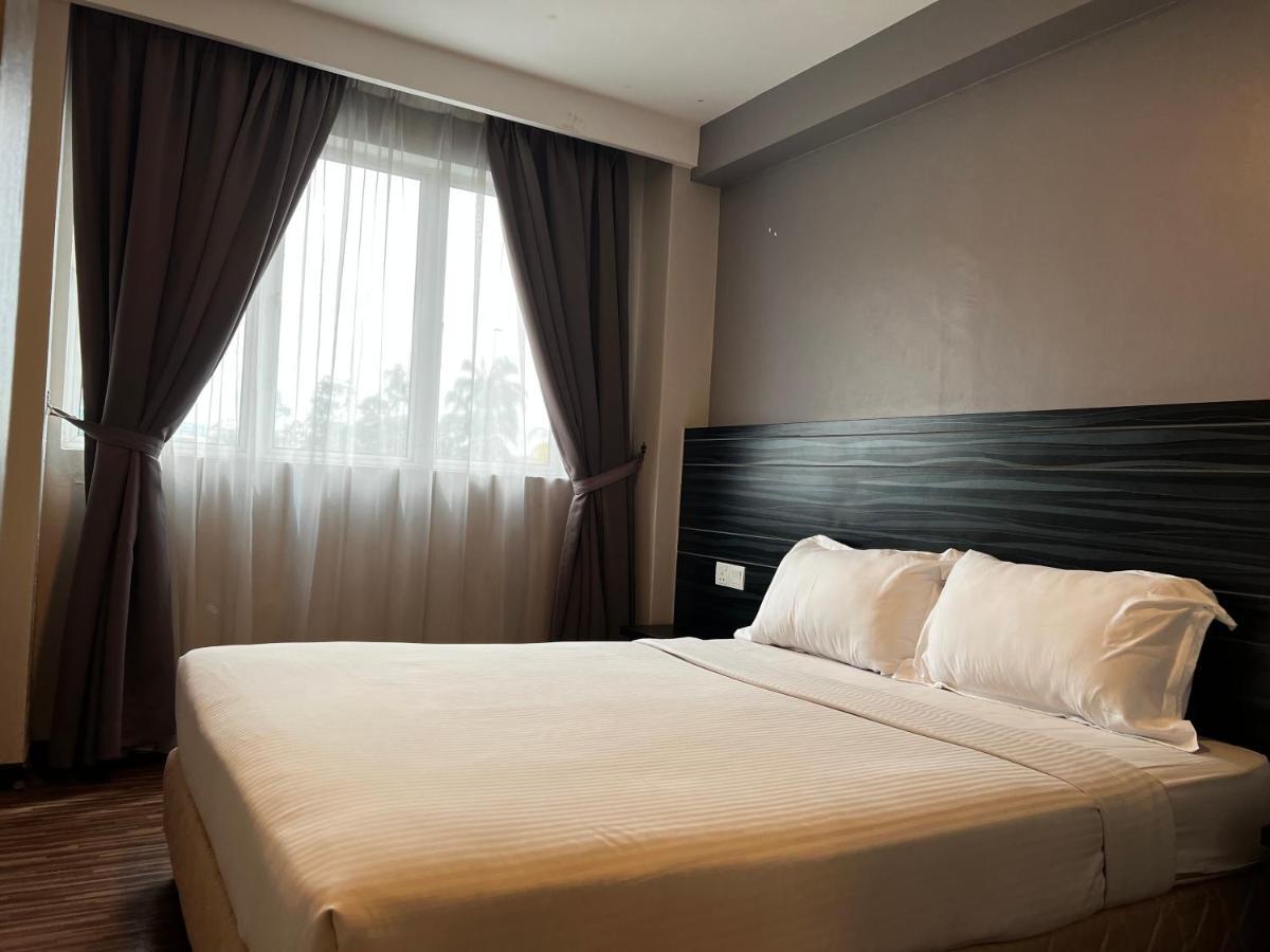 Signature Hotel Κουαντάν Εξωτερικό φωτογραφία