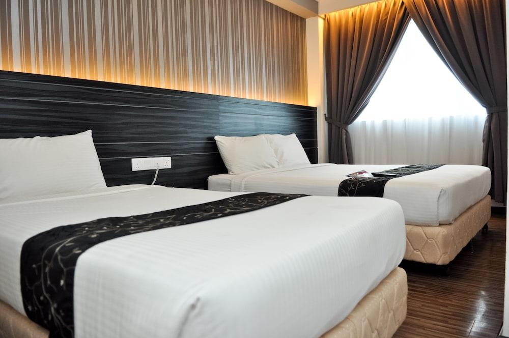Signature Hotel Κουαντάν Εξωτερικό φωτογραφία
