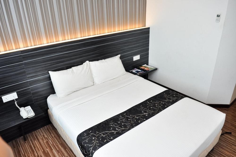 Signature Hotel Κουαντάν Εξωτερικό φωτογραφία