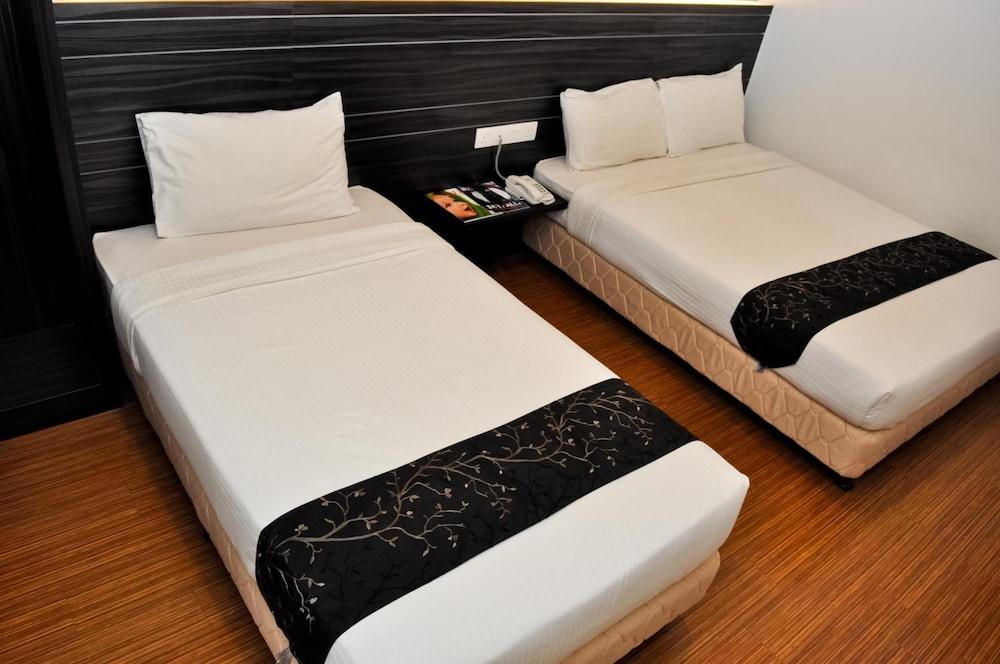 Signature Hotel Κουαντάν Εξωτερικό φωτογραφία
