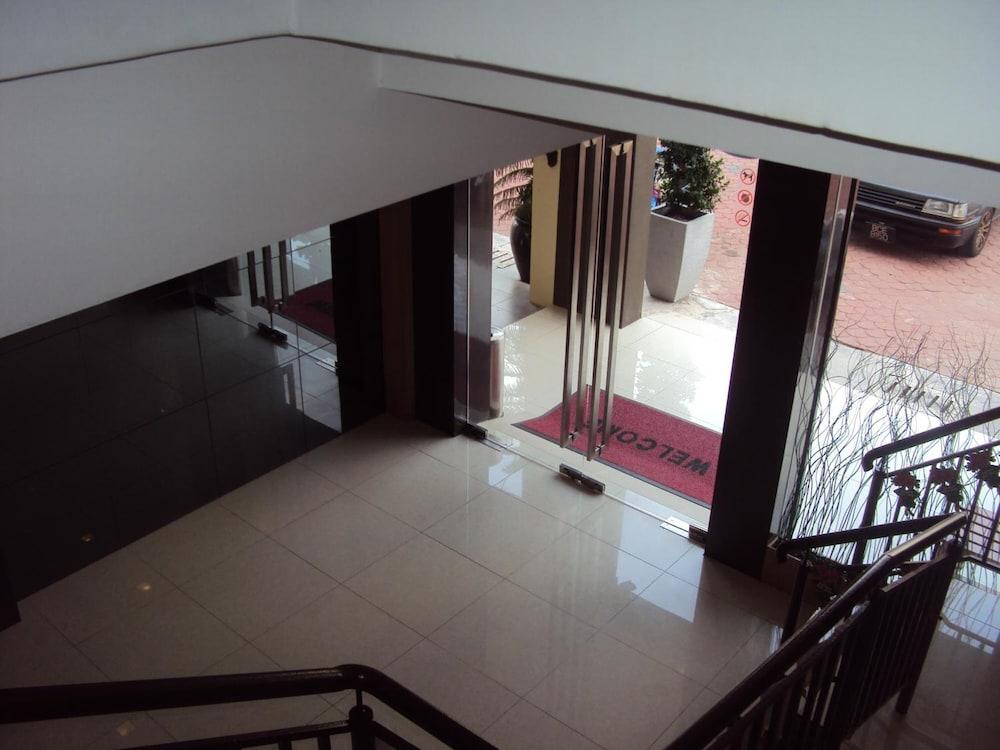 Signature Hotel Κουαντάν Εξωτερικό φωτογραφία