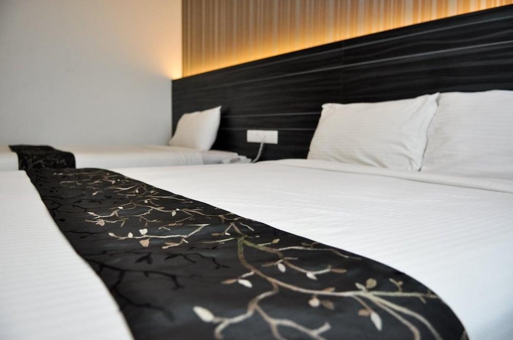 Signature Hotel Κουαντάν Εξωτερικό φωτογραφία